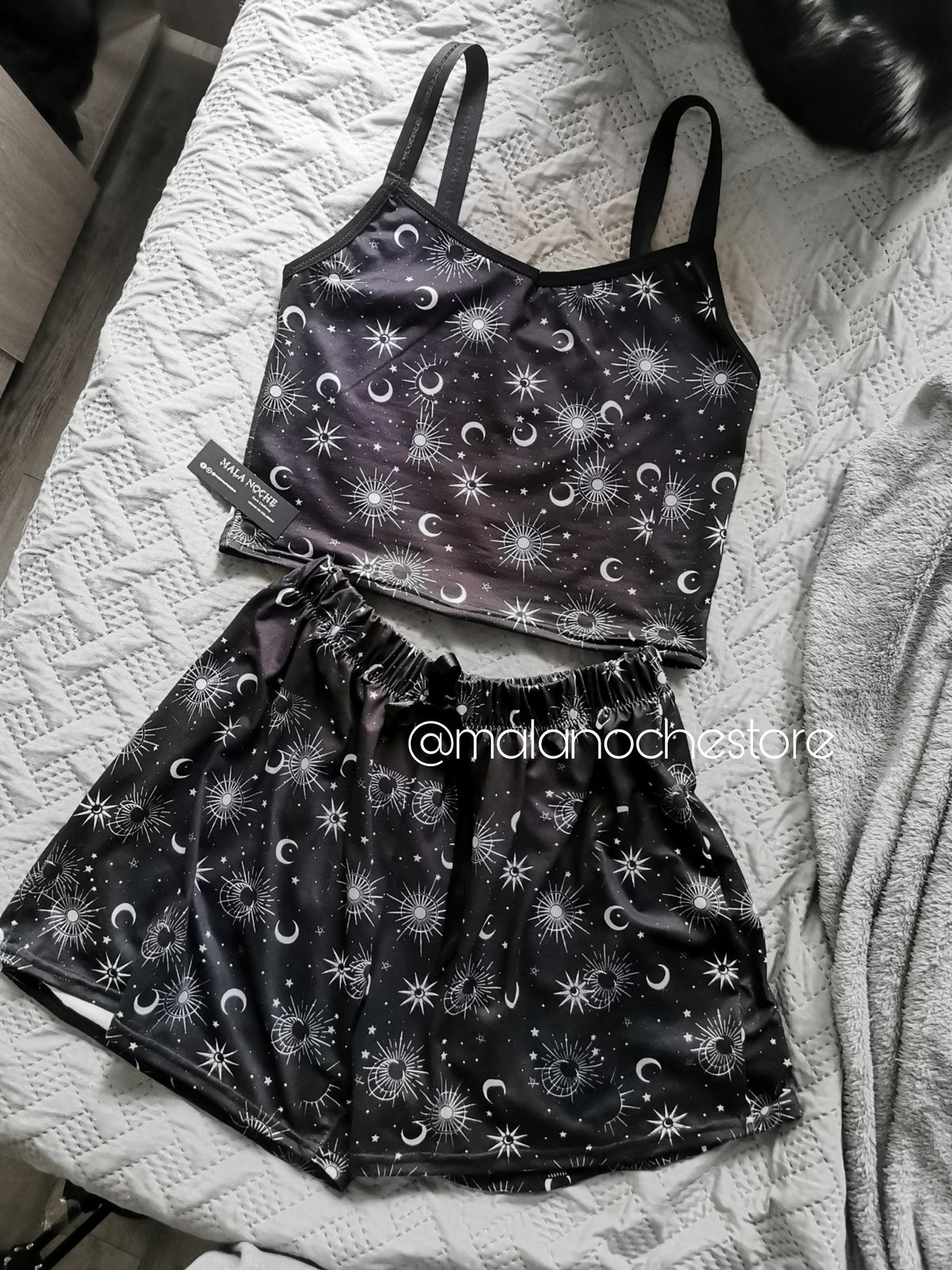 Set Eclipse Short- Top